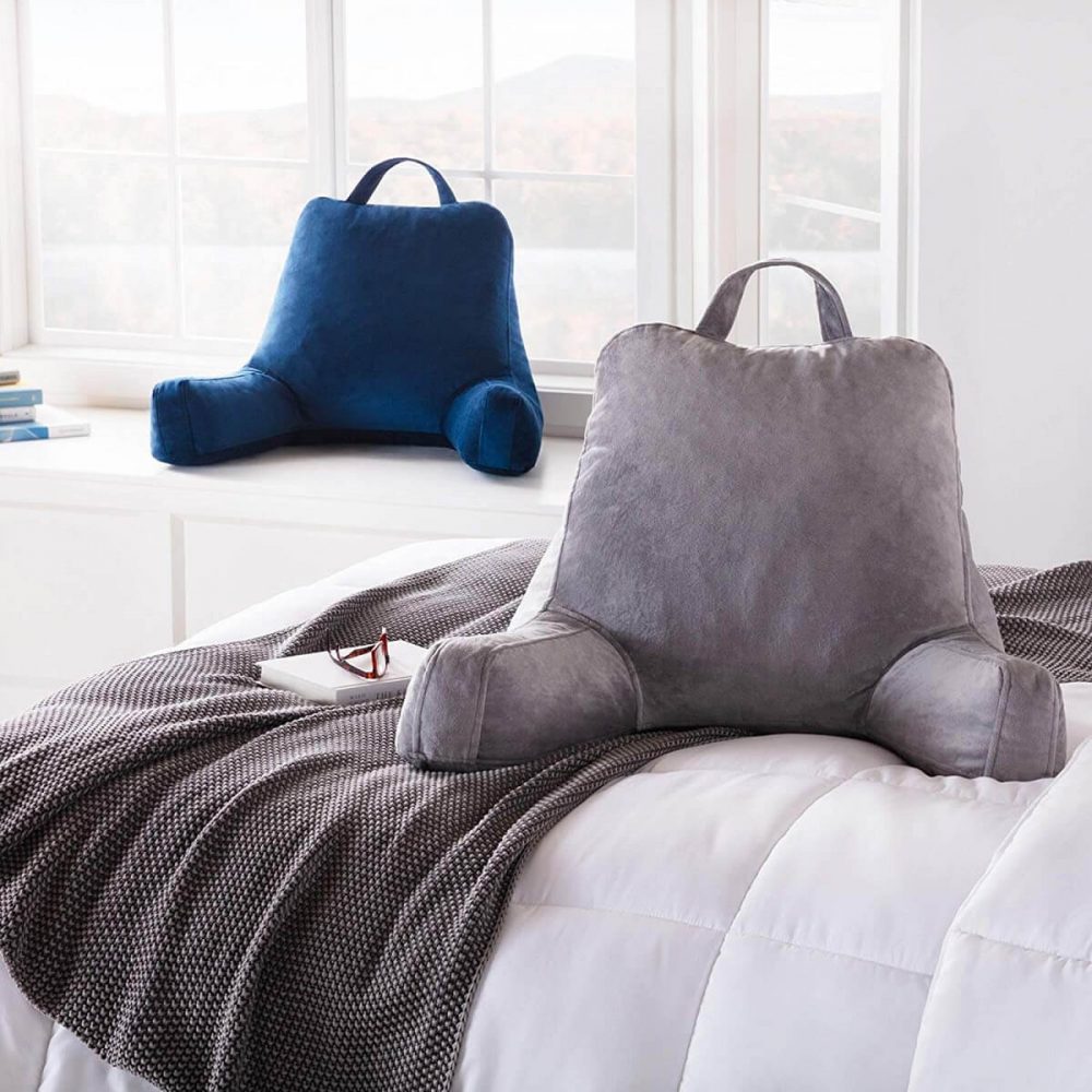 5 Best Reading Pillows on the Market — Reviews and Buyer’s Guide